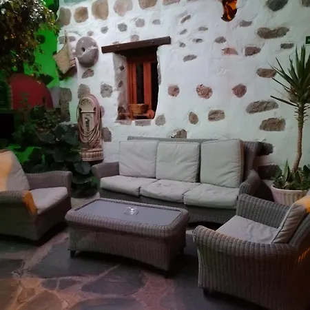 La Piedra Viva , Siete Hermanos Gæstehus 2*